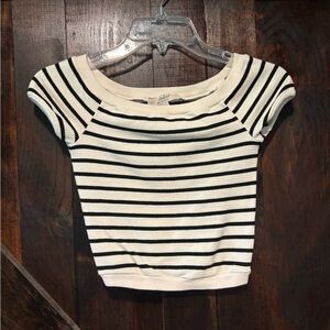 Urban Outfitters White and Cream Cap Sleeve Crop Tee